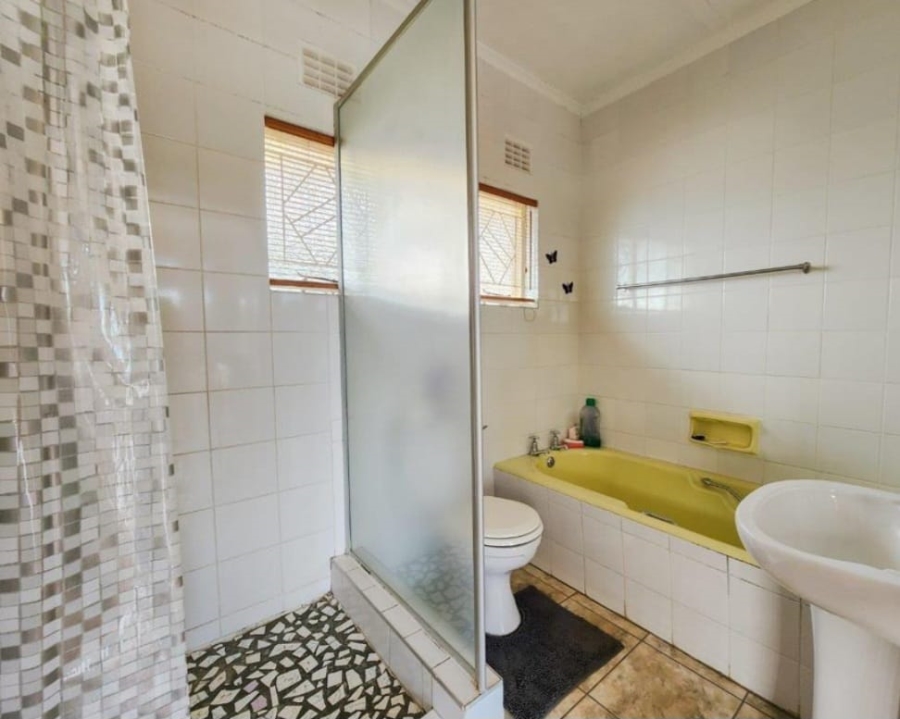 4 Bedroom Property for Sale in Saxilby Eastern Cape